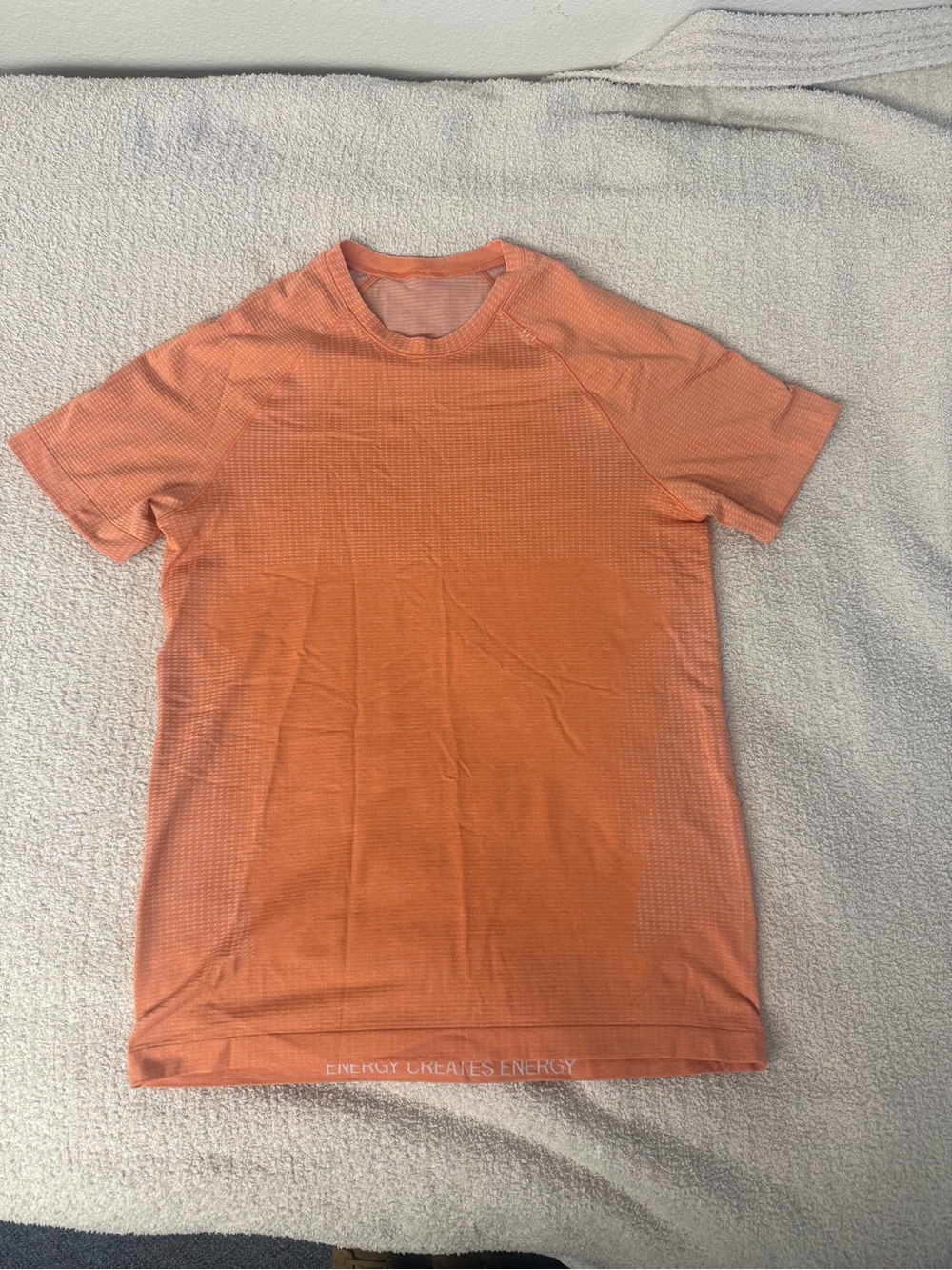 lululemon athletica Men's Orange Short Sleeve Performance Tee